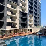 Delmar Apartment