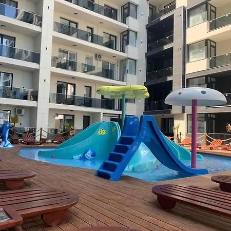Delmar Apartment