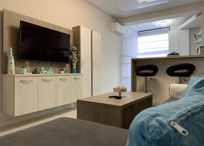 Delmar Нэводари